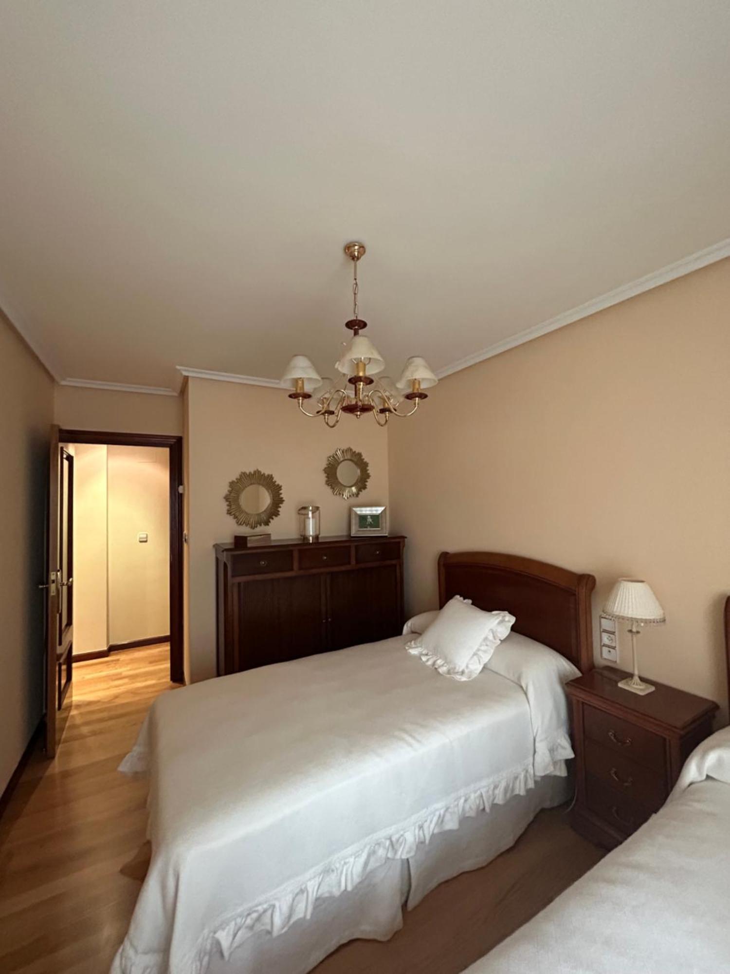Urban Retreat Plaza Apartment
